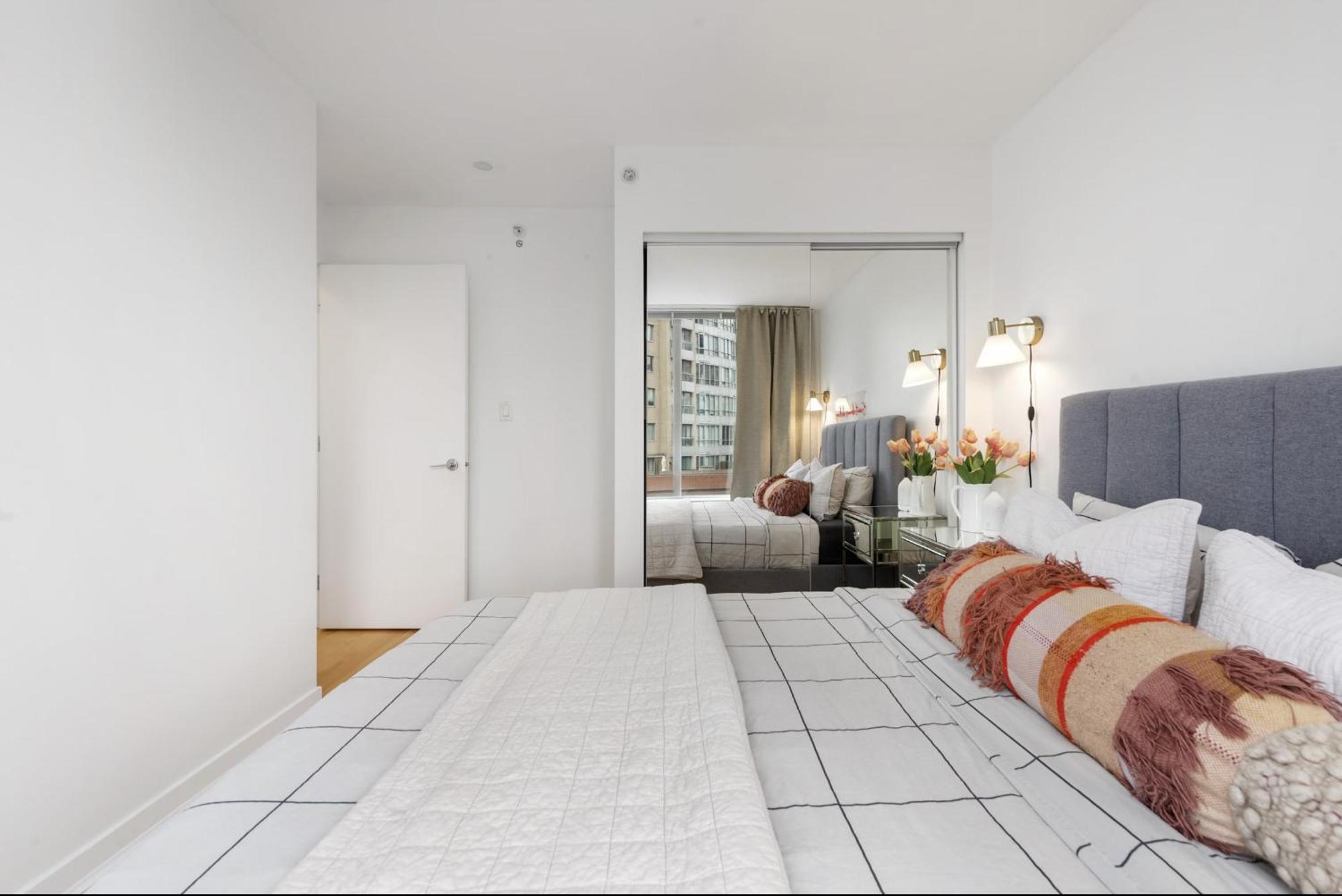 Lovely One-Bedroom Apartment With Pool, Hot Tub, And Gym In The Heart Of Downtown, Skytrain 3Min Away Vancouver Exteriér fotografie